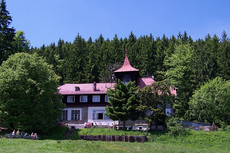 100-7687.jpg 100-7687.jpg